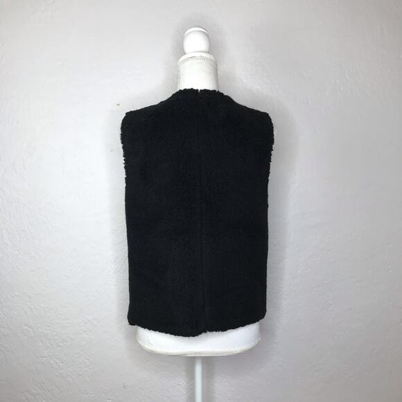 Madewell Women's Black Sherpa Faux Fur Zip Sleeveless Vest Size Small - Picture 2 of 10